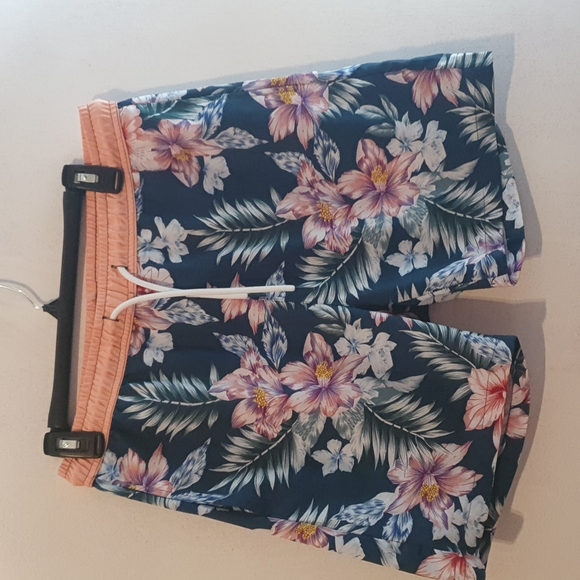 Men's Tropical Swim shorts - Picture 2 of 4